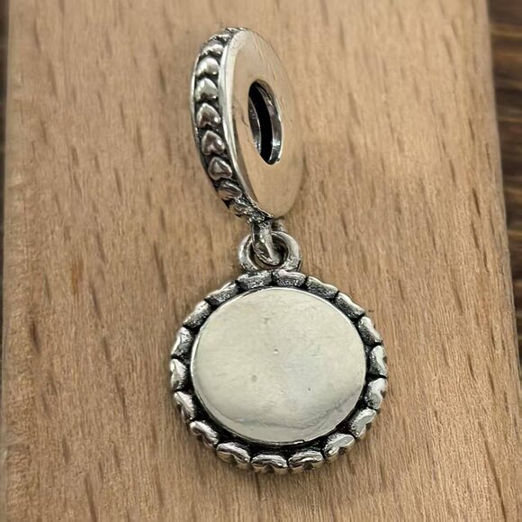 Pandora Gaudi La Sagrada Familia Spain Barcelona Charm, S925 Silver Bracelets - Picture 2 of 4